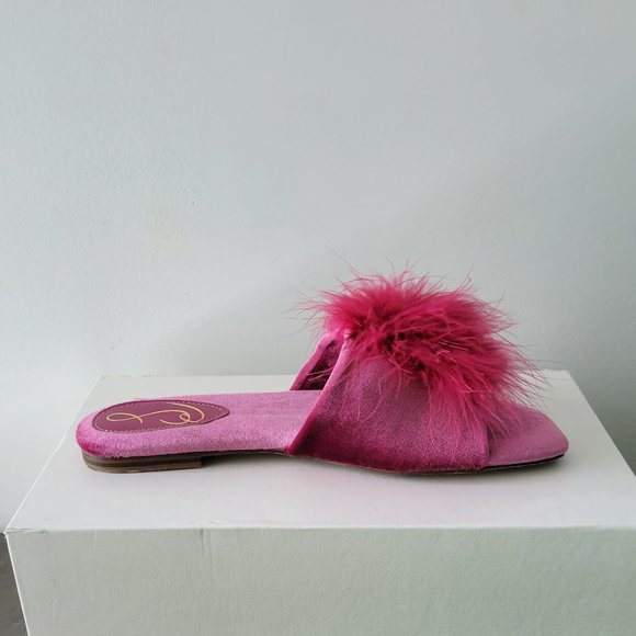 (SOLD) $89 *NEW* SAM EDELMAN Feather Slipper - Picture 4 of 11